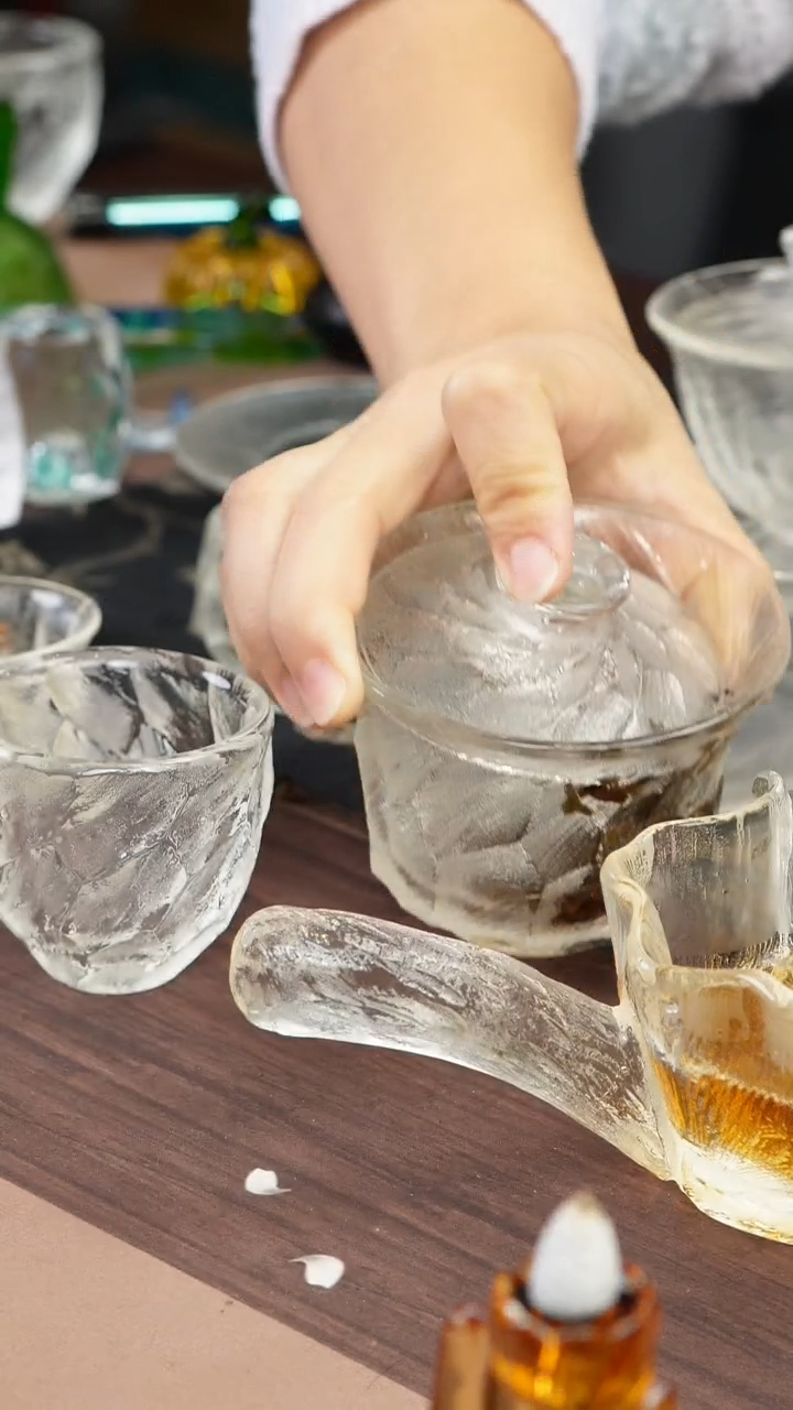 手工艺品琉璃∫****?3铃铛杯+1荷叶侧把公道+宋直两才盖碗