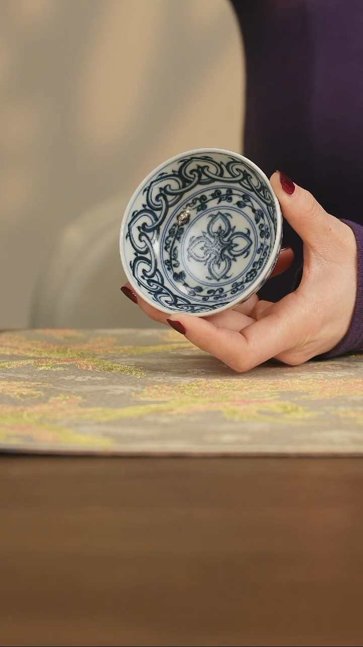 【闪购商品】景德镇手工青花宝相普洱杯