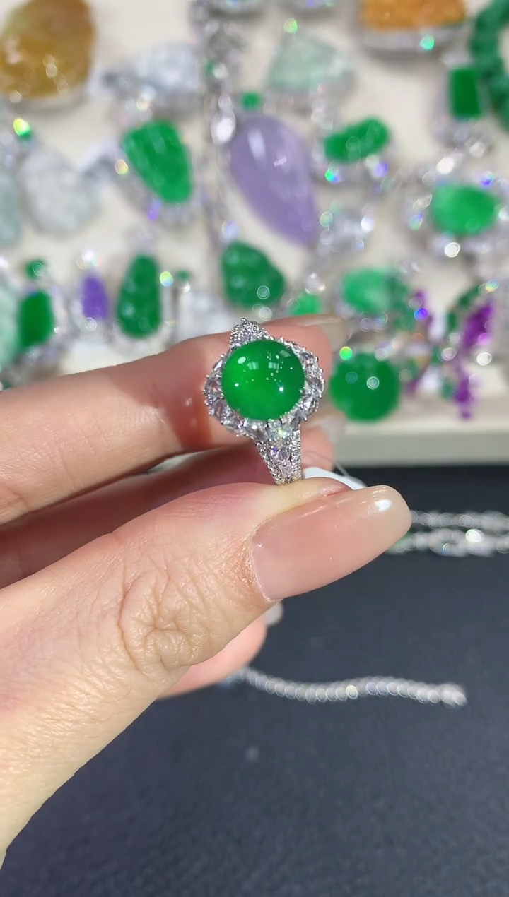 【闪购商品】翡翠戒指18K金镶嵌 B97