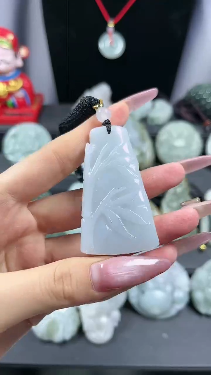 【闪购商品】翡翠颈饰未镶嵌竹节步步高升