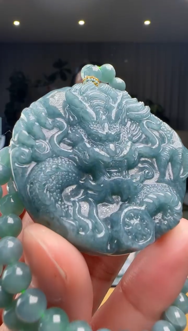 【闪购商品】翡翠吊坠(赠链)未镶嵌多样性发一XM@@WS1WX29351