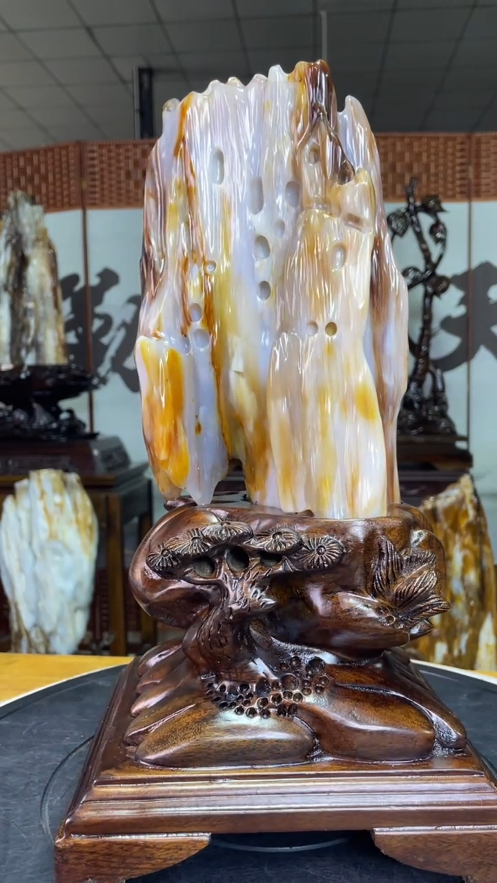 未镶嵌珠宝奇石硅化玉高36