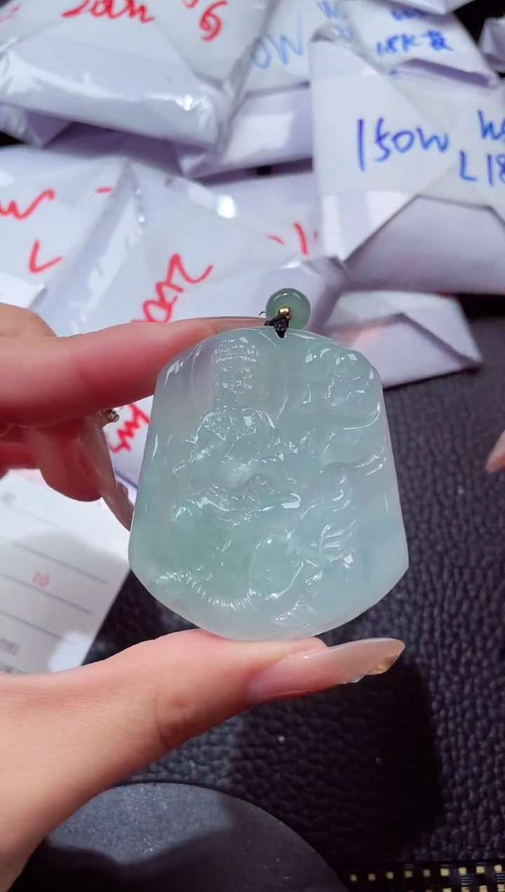 颈饰未镶嵌翡翠00000