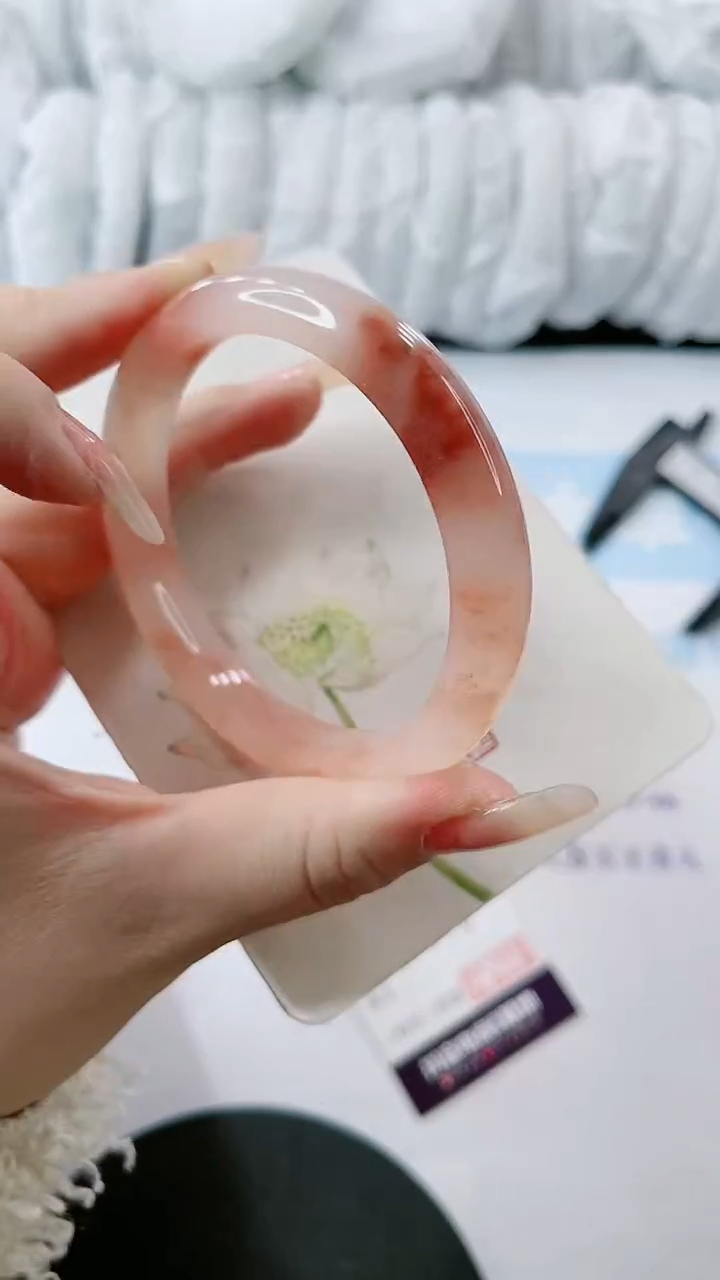 【闪购商品】石英质玉手镯未镶嵌多样性发货E376