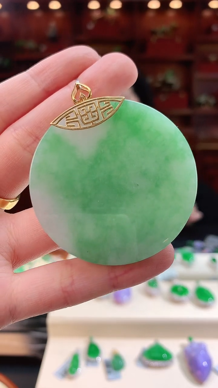 【闪购商品】翡翠颈饰18K金镶嵌赠送书礼盒 敏