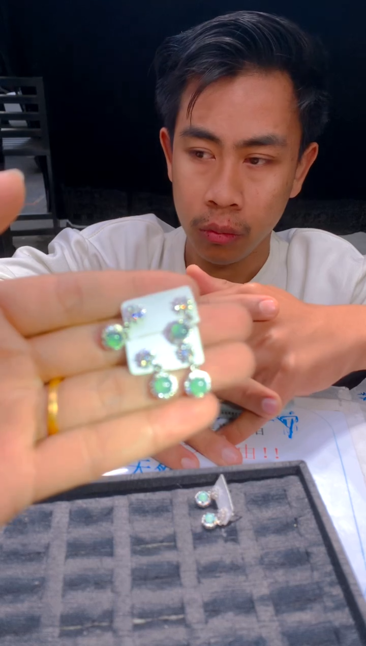 【闪购商品】定制翡翠未镶嵌33多样性发货（发其一）