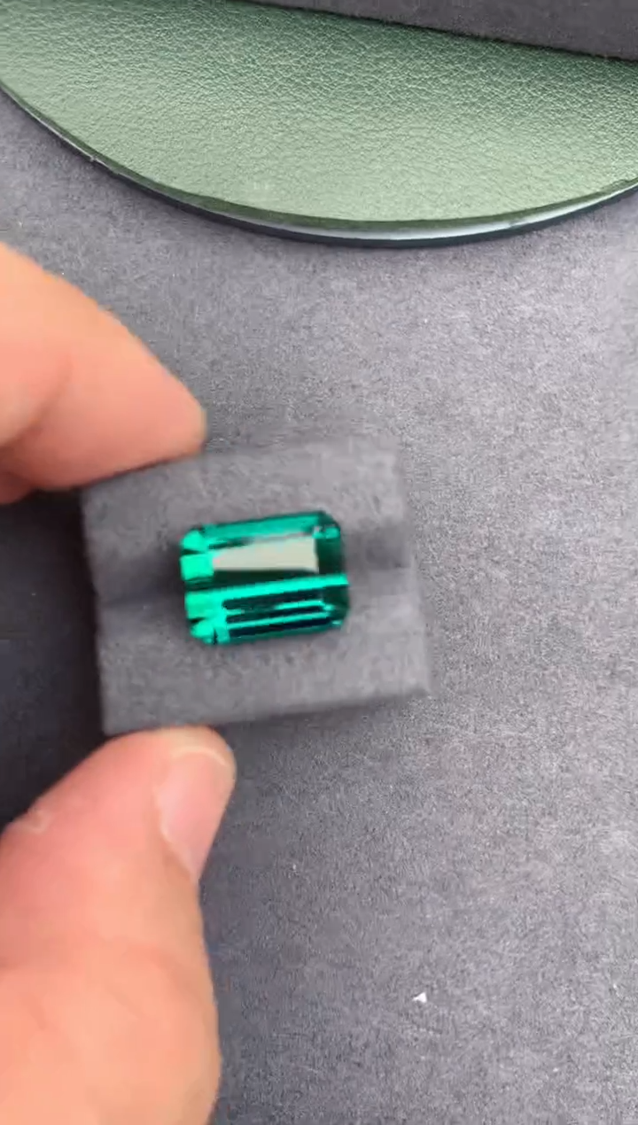 【闪购商品】碧玺裸石未镶嵌11ct拉贡碧玺