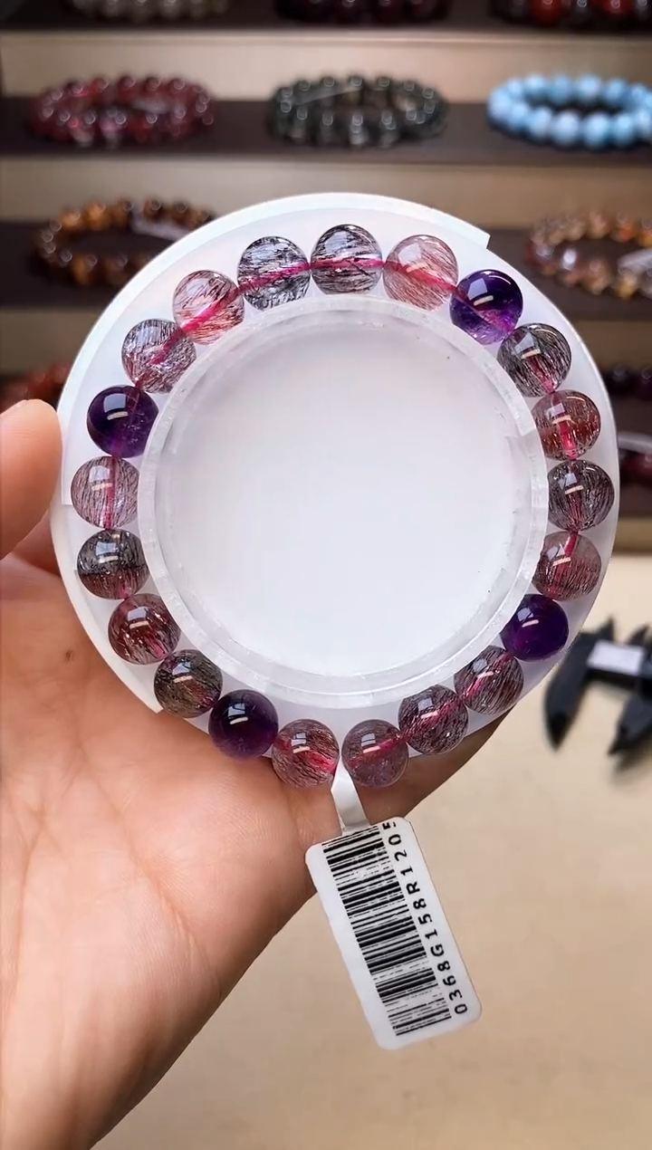 【闪购商品】水晶手链未镶嵌黑加仑超七9m+