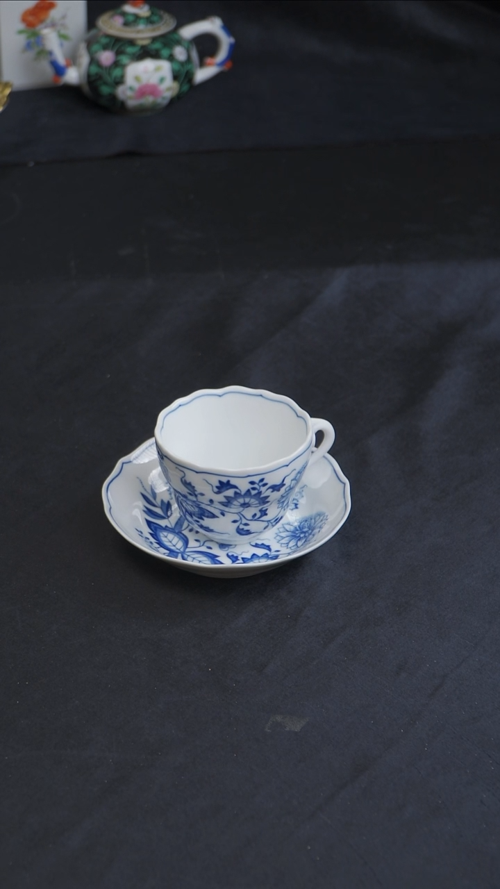 骨瓷婷婷中古器物如图所示86