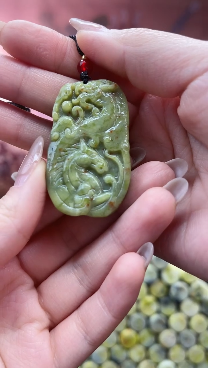 未镶嵌岫玉吊坠·