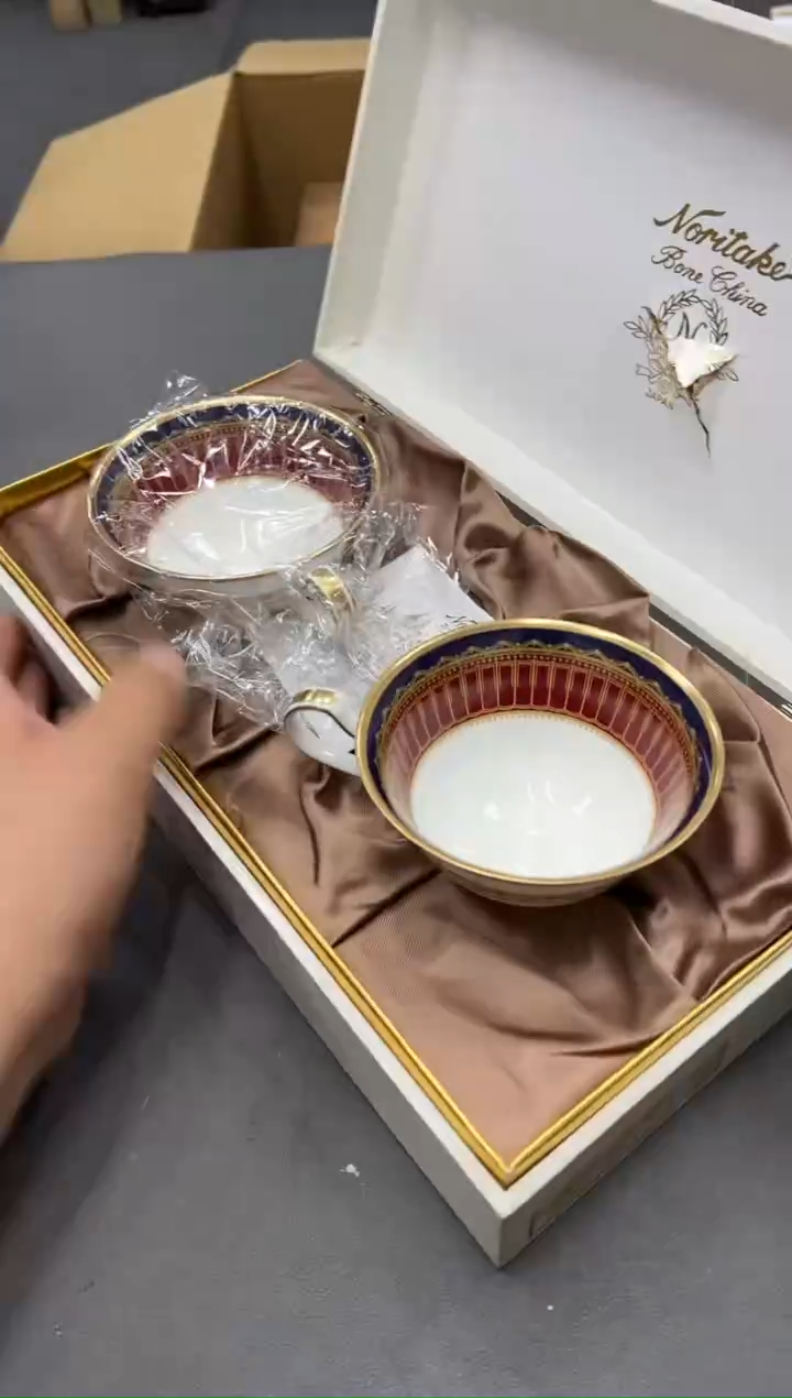 陶瓷J****t工艺品小四孤品收藏