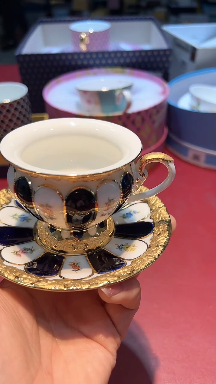 【闪购商品】瓷片锅碗瓢盆一件不剩