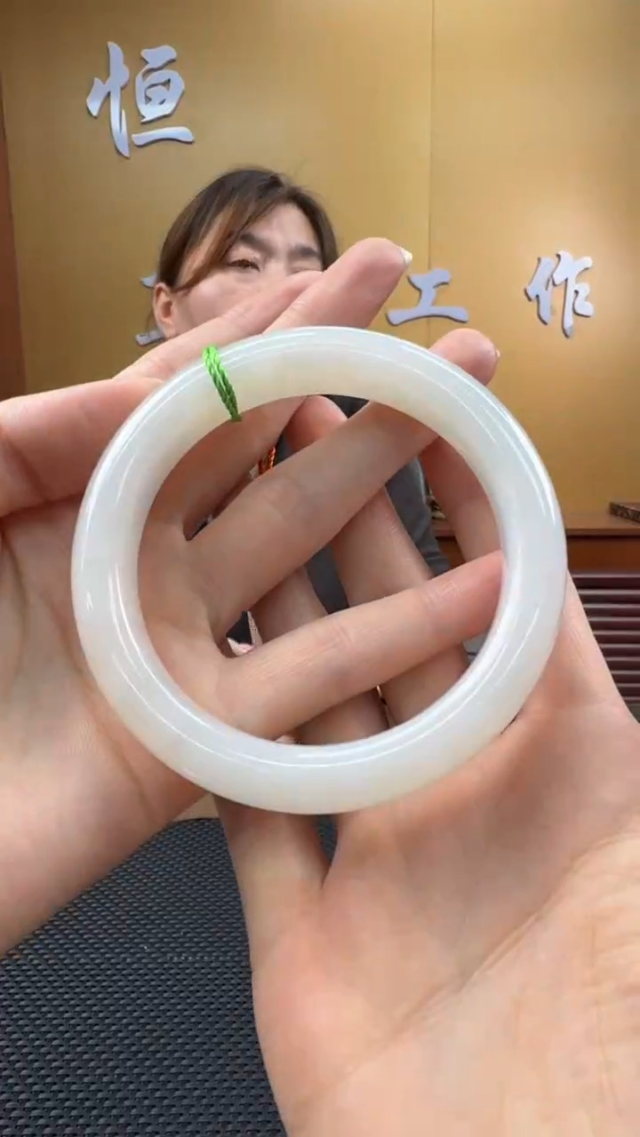 颈饰未镶嵌和田玉手镯59