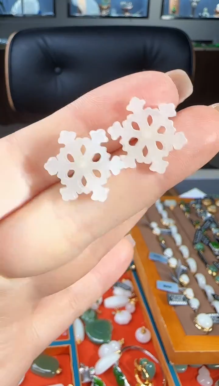 银S925镶嵌和田玉耳饰1