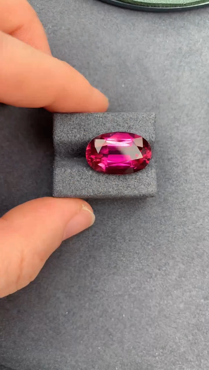 【闪购商品】碧玺裸石未镶嵌10.7ct卢比莱