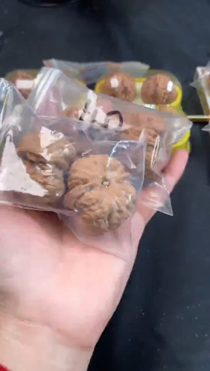 把件文玩核桃蛤蟆头40尺随机发