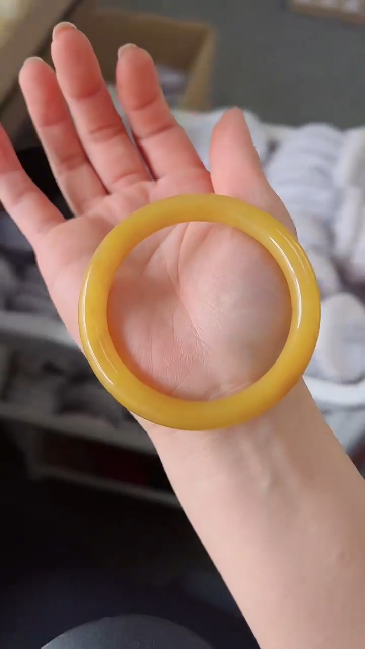 【闪购商品】石英质玉手镯未镶嵌664-60+