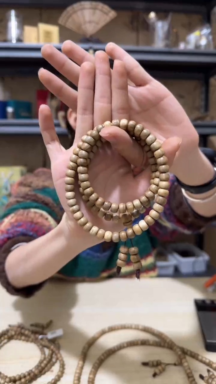 【闪购商品】沉香木手串马来西亚沉香手串长串鼓珠卡8多样性发一条