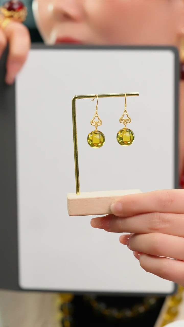 【闪购商品】蓝珀耳饰银S925镶嵌14+净水蓝珀祥云耳坠