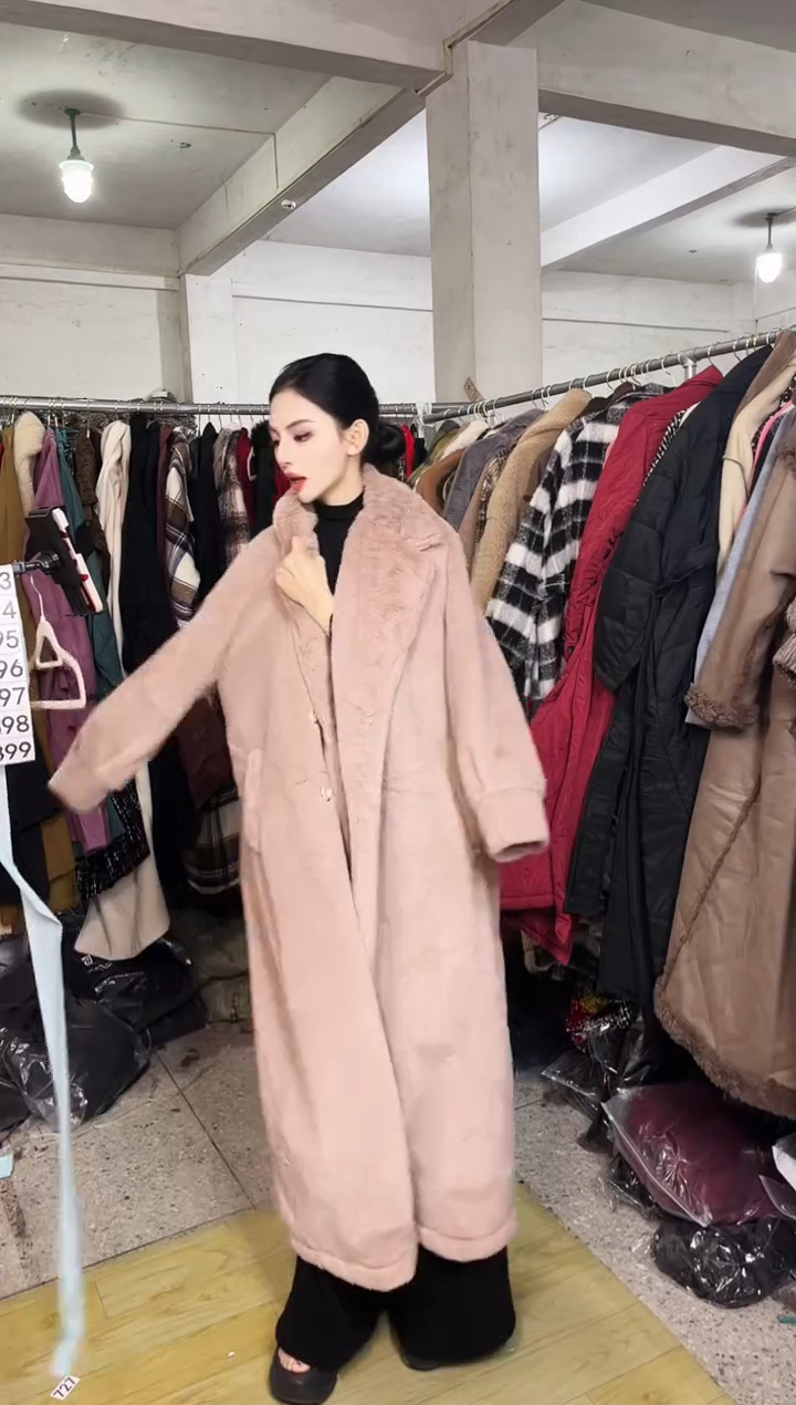 890闪购外套外披马甲打底裤子