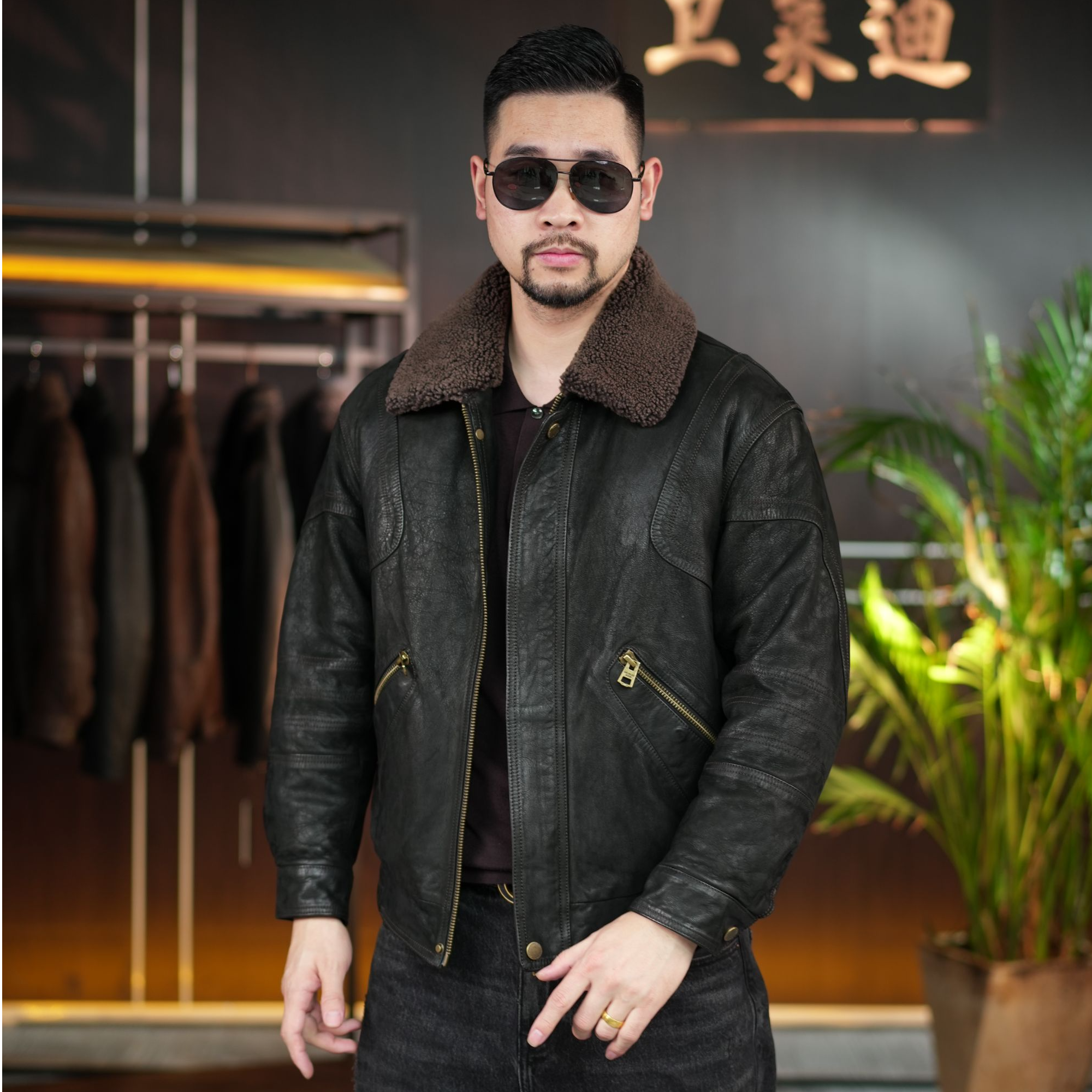  黑色复古冬季鹅绒【卫莱迪】新款男士真皮皮衣 山羊皮25172微宽松