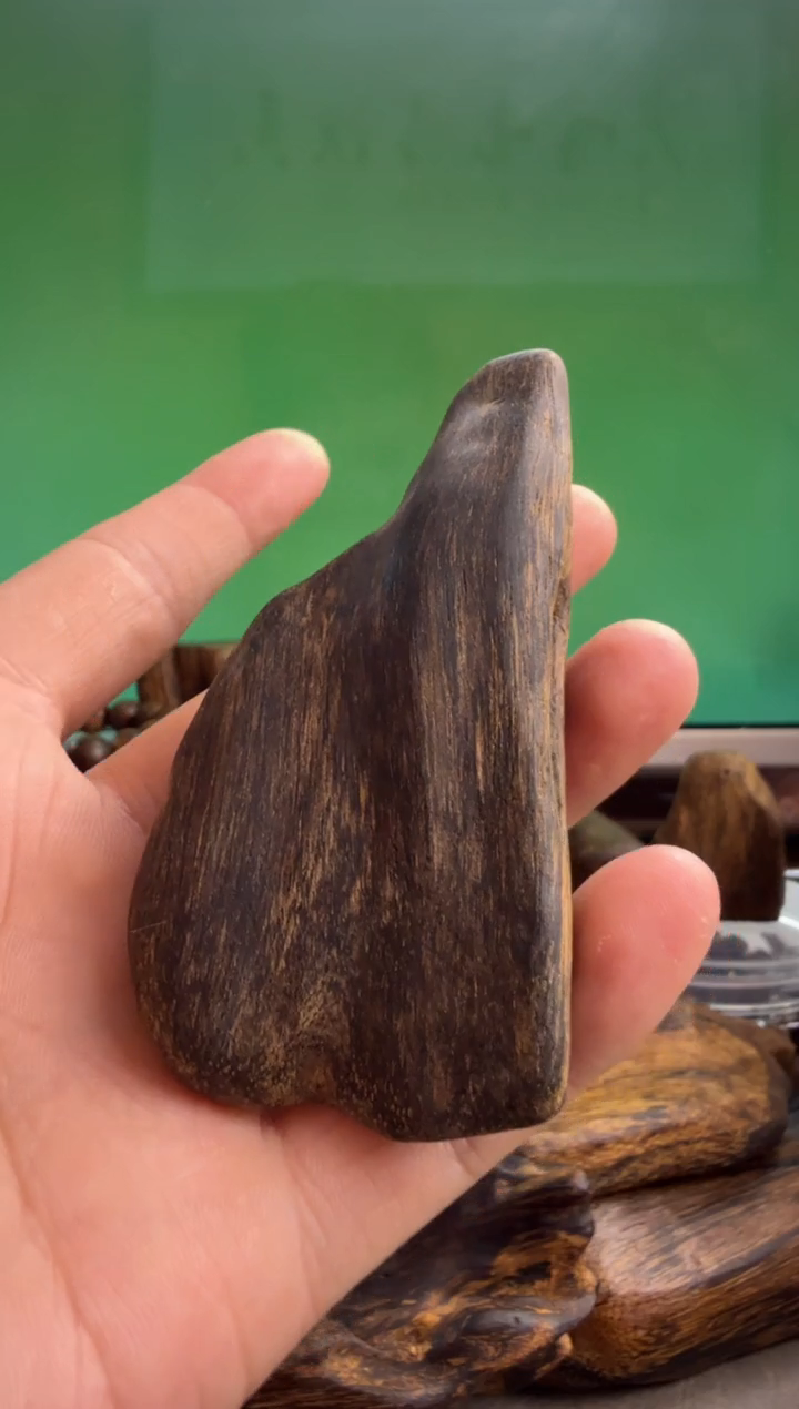 沉香手把件多样性发一