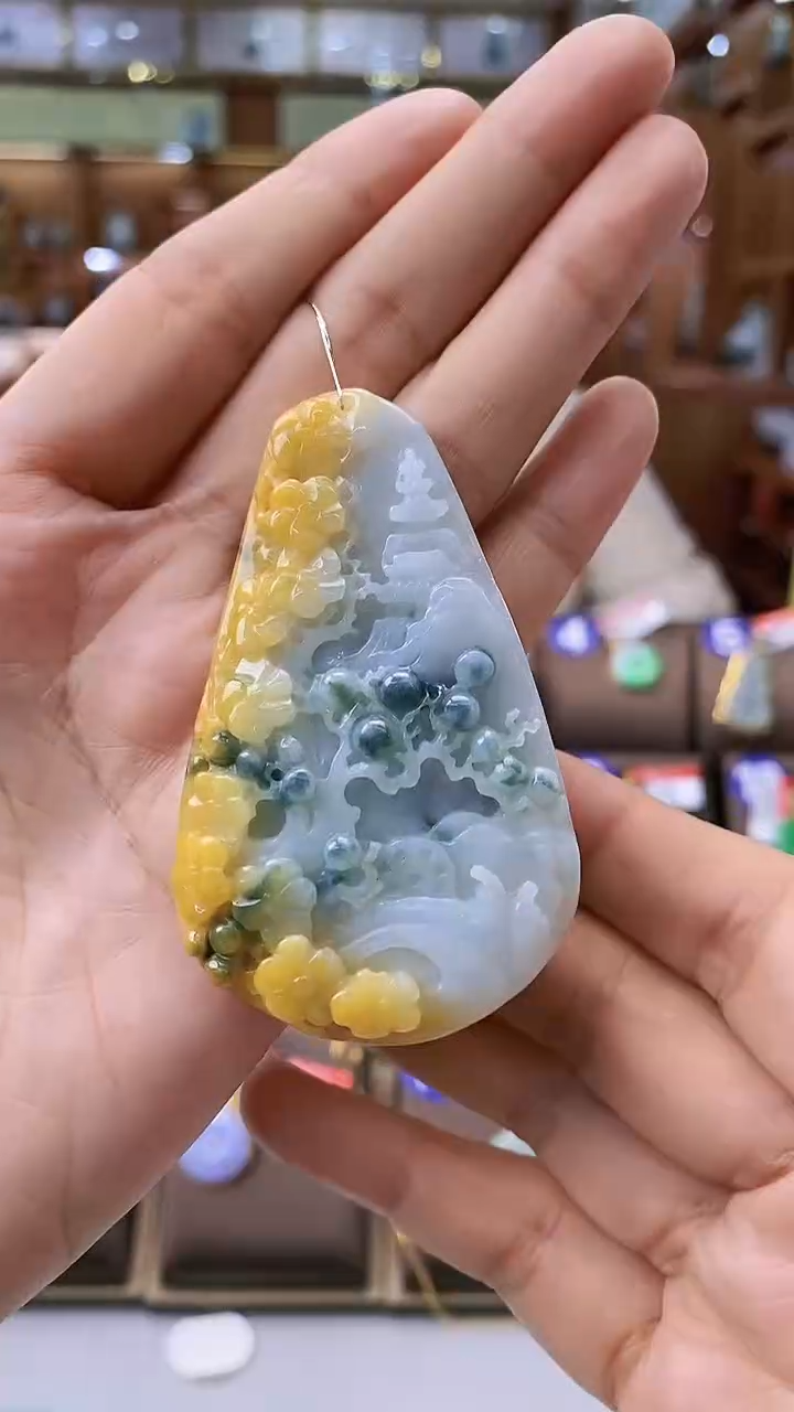 【闪购商品】翡翠颈饰未镶嵌山水牌