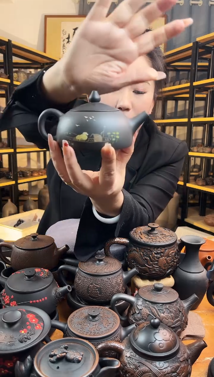 【闪购商品】壶瑕疵无礼盒半月 老人垂钓 彩填