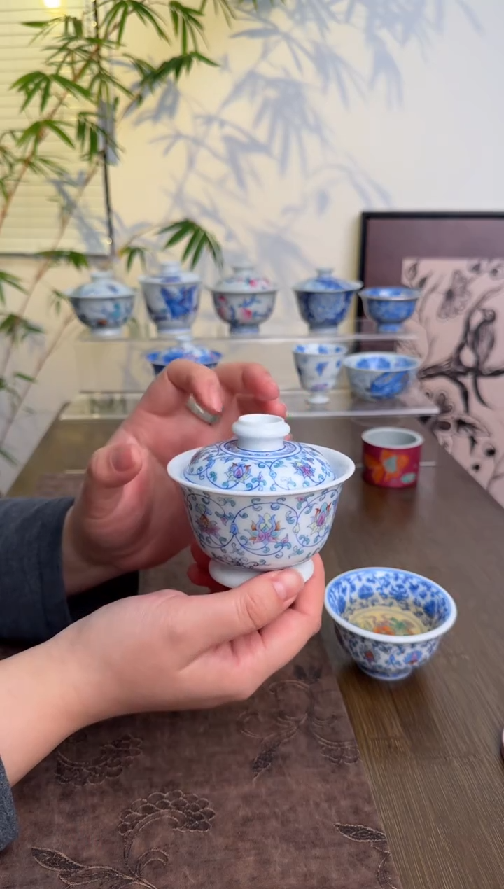 【闪购商品】景德镇斗彩手绘盖碗