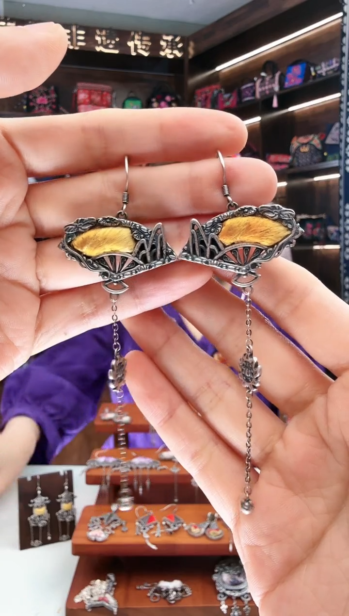 【闪购商品】织绣82蚩梦苗族古绣