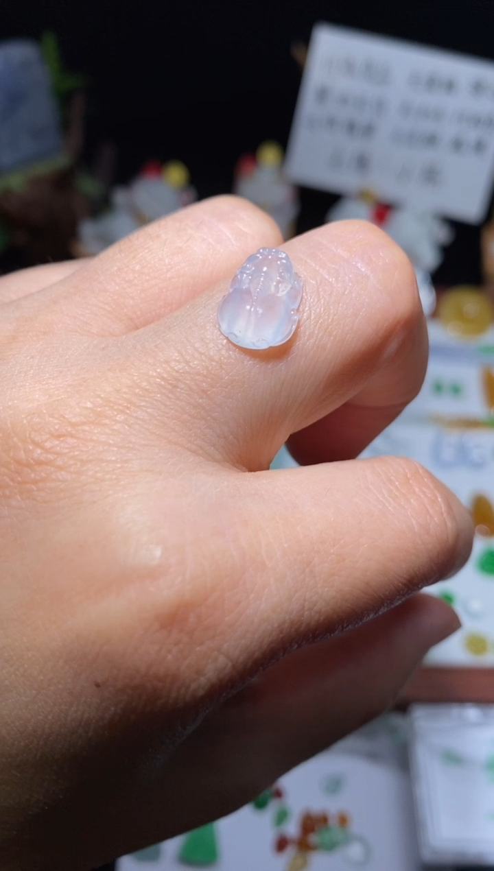 未镶嵌定制翡翠貔貅