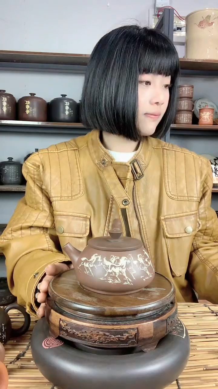 【闪购商品】罐建水紫陶手工彩填侧把壶260CC