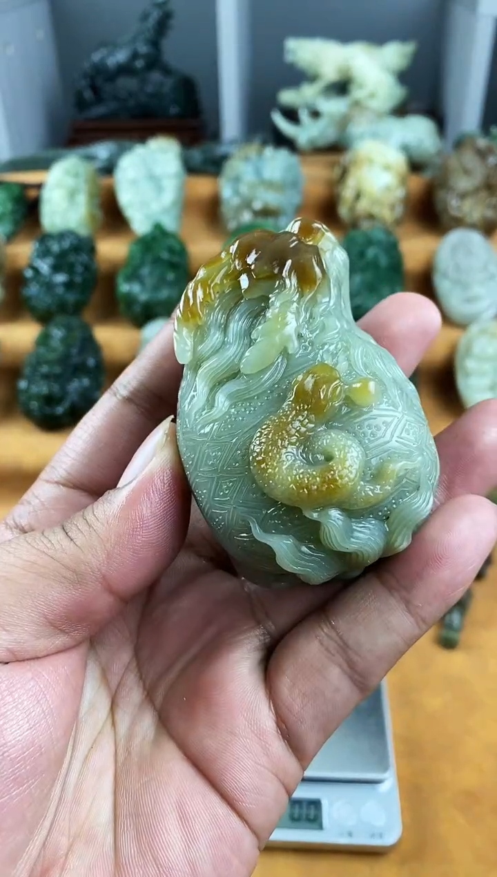 未镶嵌和田玉把件1