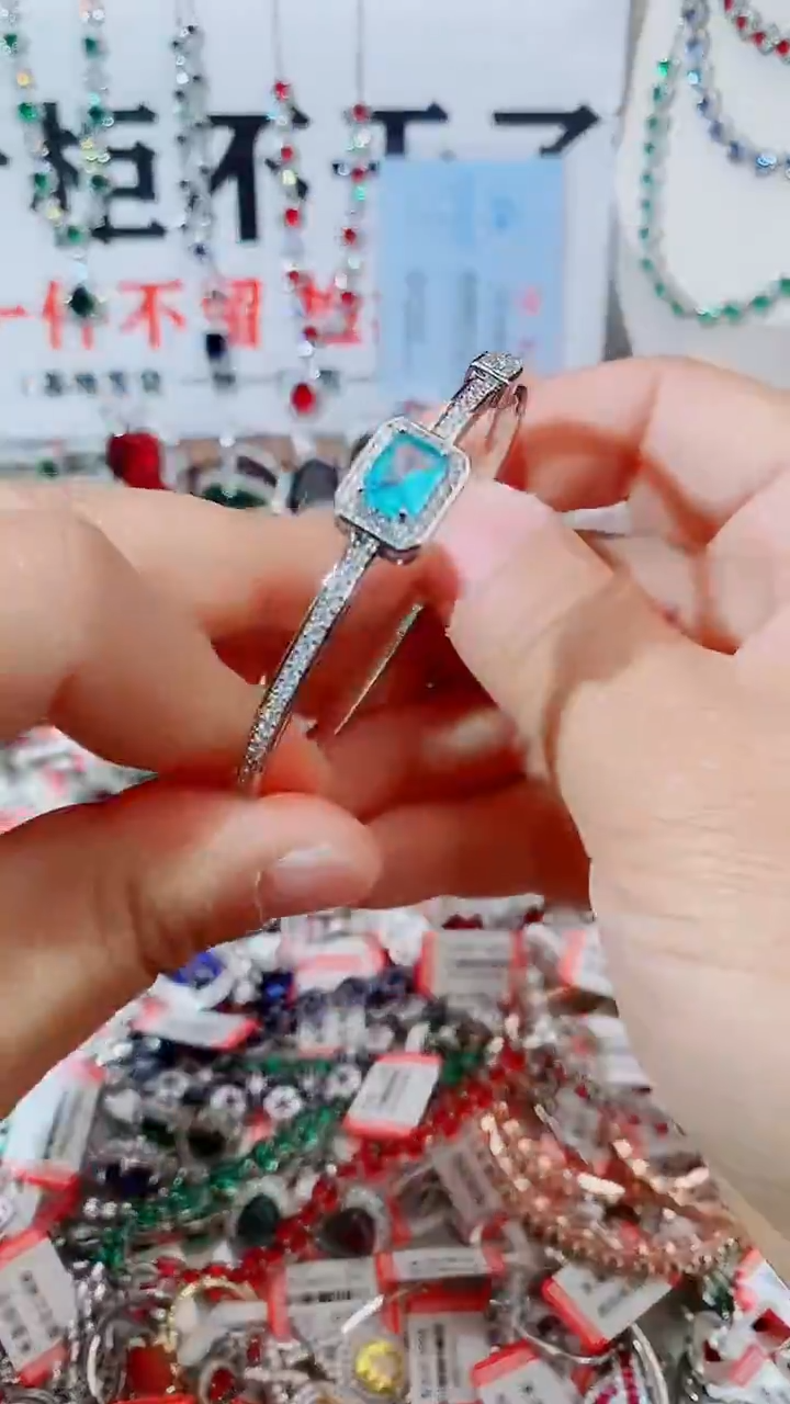 手镯蓝宝石未镶嵌海蓝宝手镯 