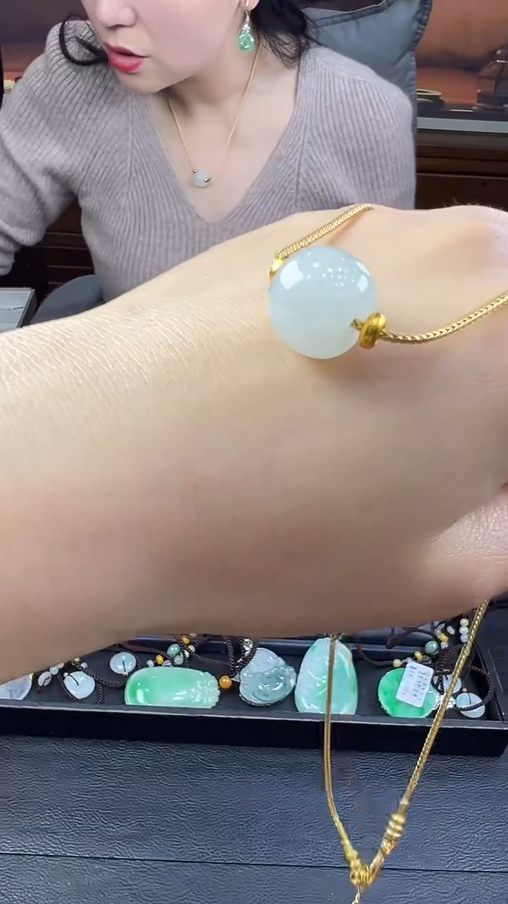 未镶嵌挂件翡翠路路通项链