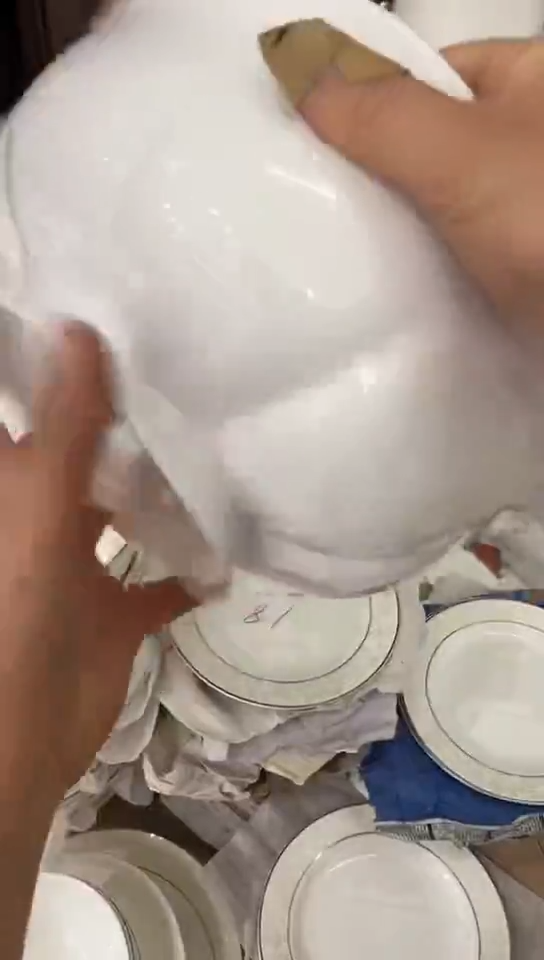 骨瓷莲花大碗1个微瑕
