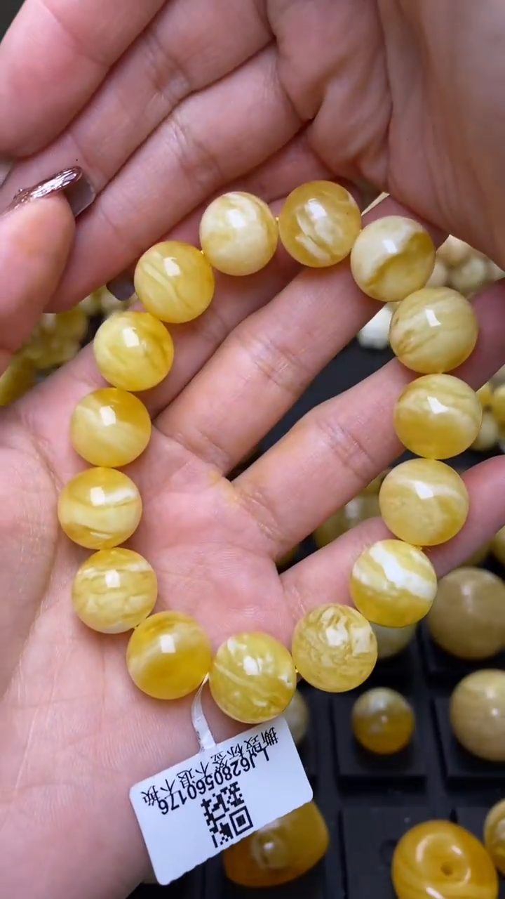 【闪购商品】琥珀裸石未镶嵌葵.114