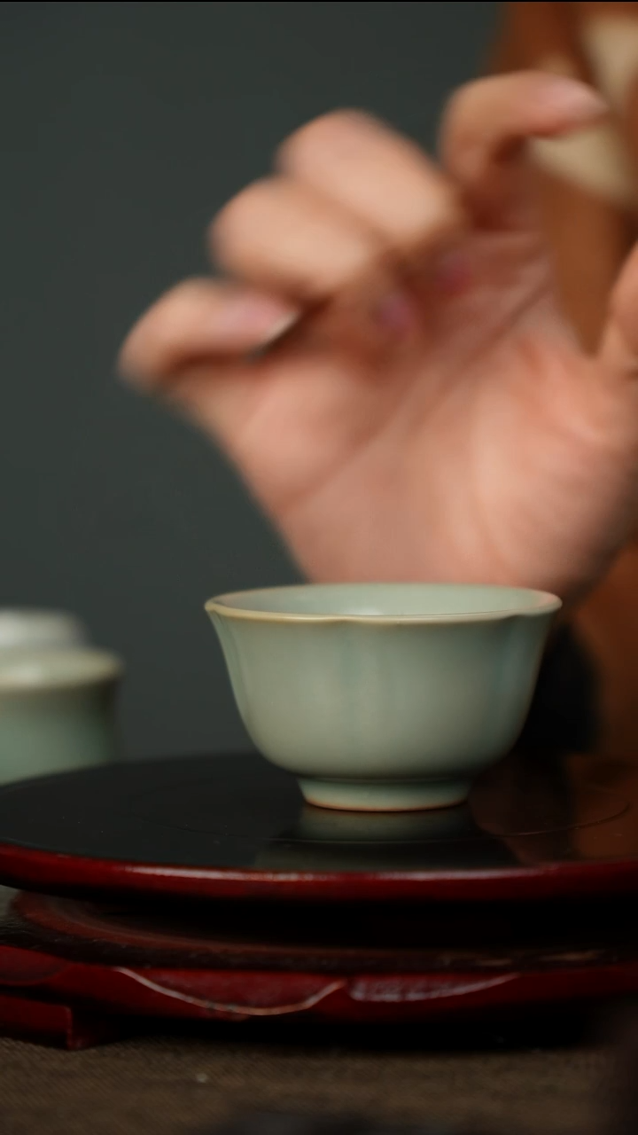  仿古釉 花口一对