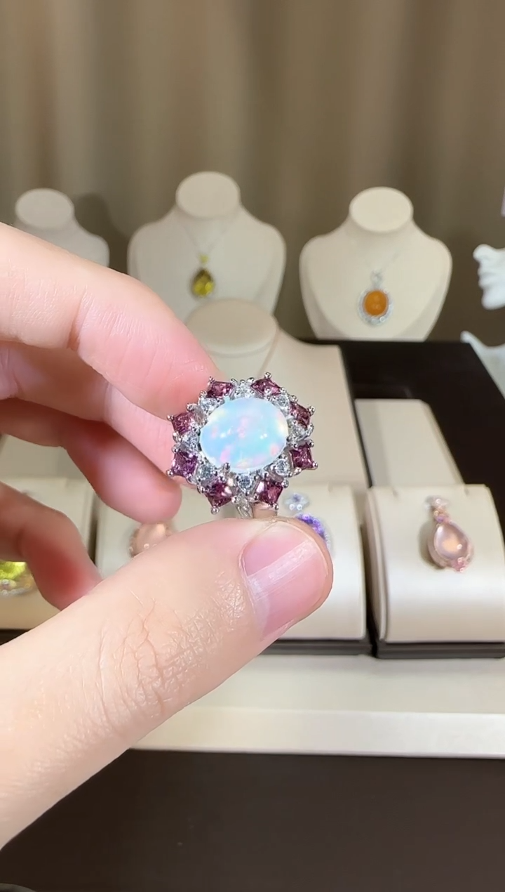 【闪购商品】欧泊珠宝奇石银S925镶嵌10*8mm精致设计款