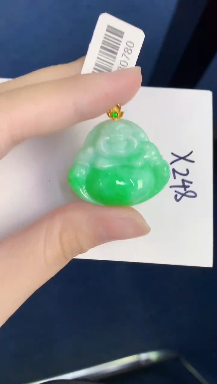 颈饰18K金镶嵌翡翠天然翡翠缅甸A货