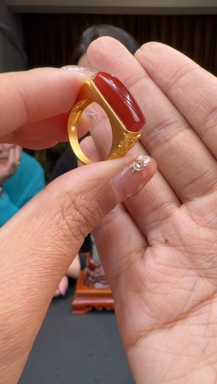 【闪购商品】南红玛瑙8118K金镶嵌2.2张卓多样性发货