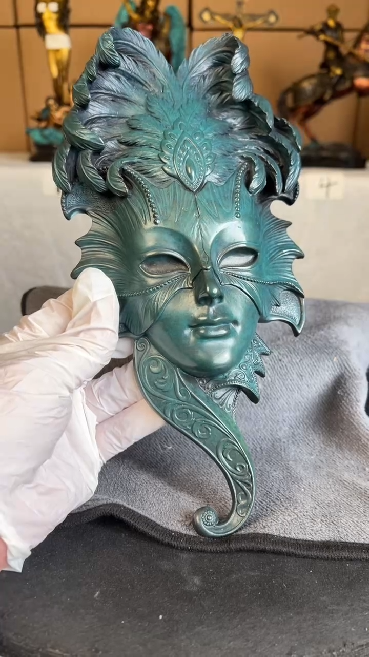 新*元精铜材质精美雕塑