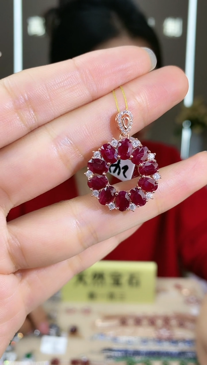 【闪购商品】红宝石颈饰银S925镶嵌颈饰