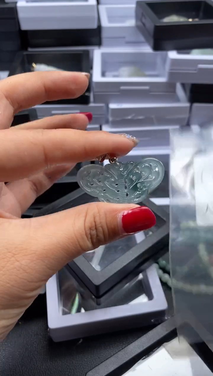 【闪购商品】翡翠未镶嵌吊坠(不含链)40279