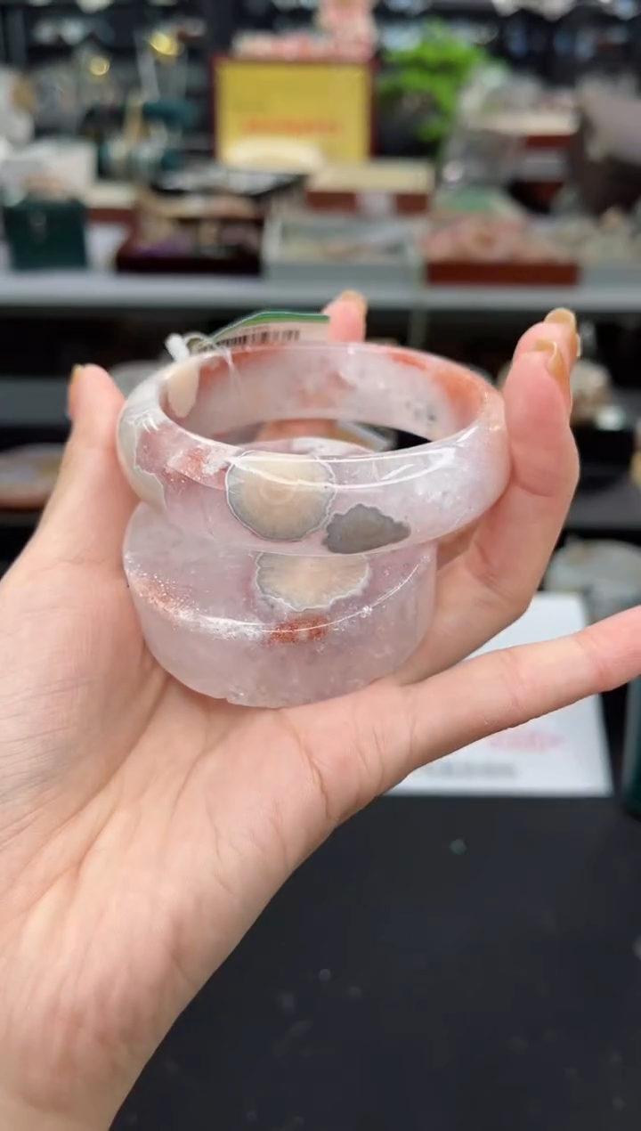 【闪购商品】石英质玉手镯未镶嵌58圈口（赠品镯心）6444037