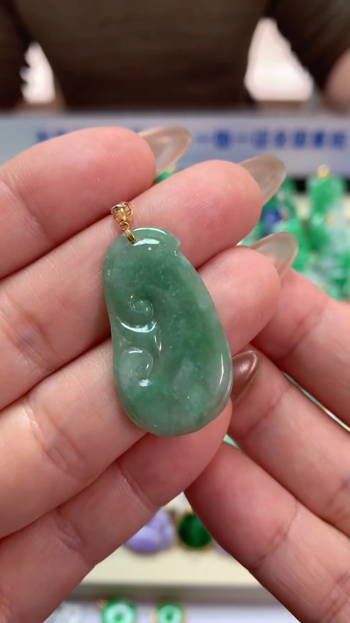 【闪购商品】翡翠吊坠(不含链)18K金镶嵌挂件