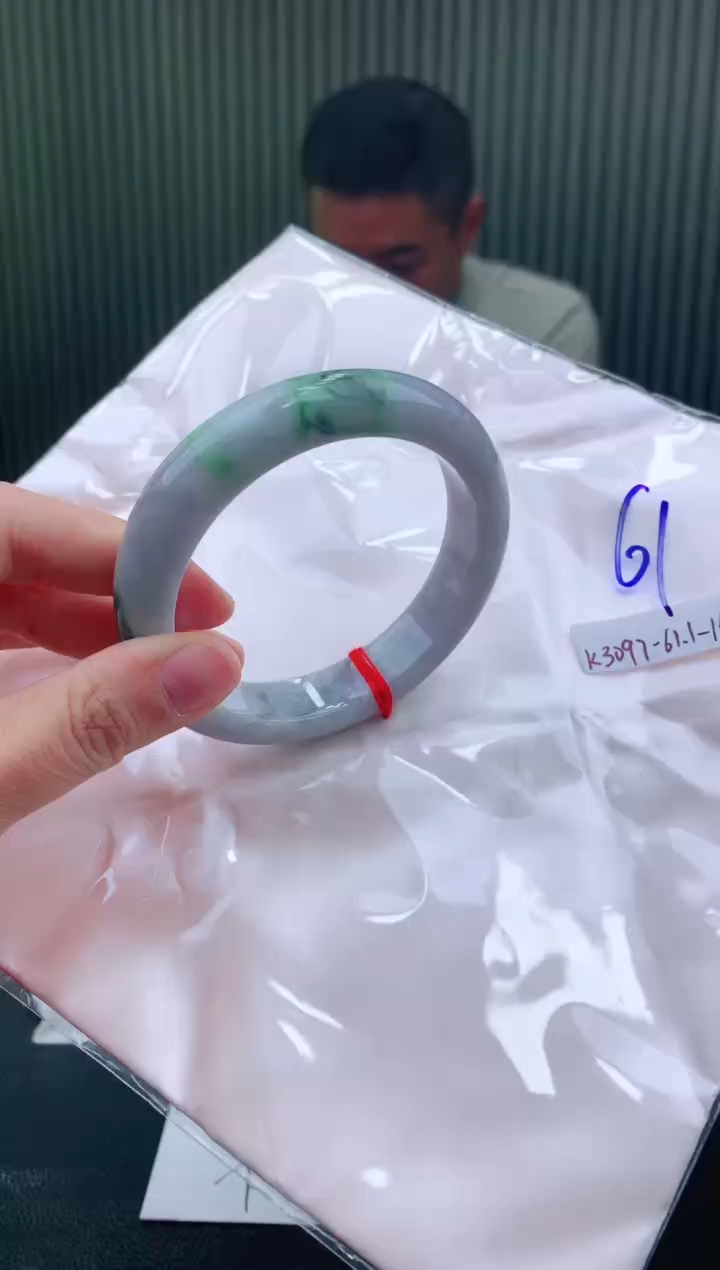 未镶嵌手镯翡翠61