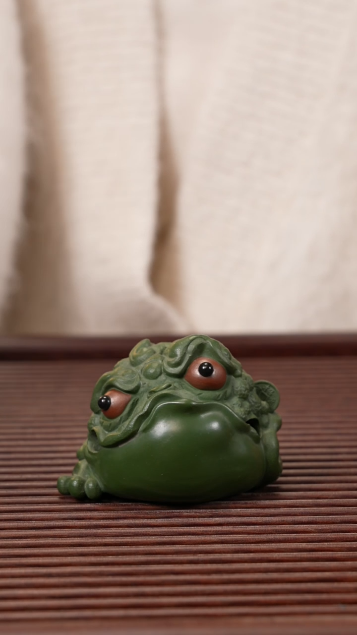 【闪购商品】紫砂茶宠绿泥金蟾