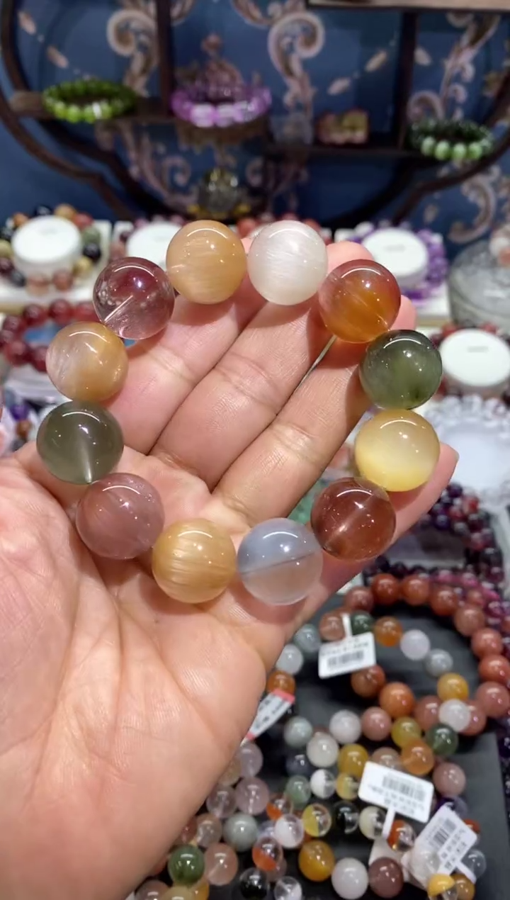 【闪购商品】水晶手串未镶嵌彩兔毛