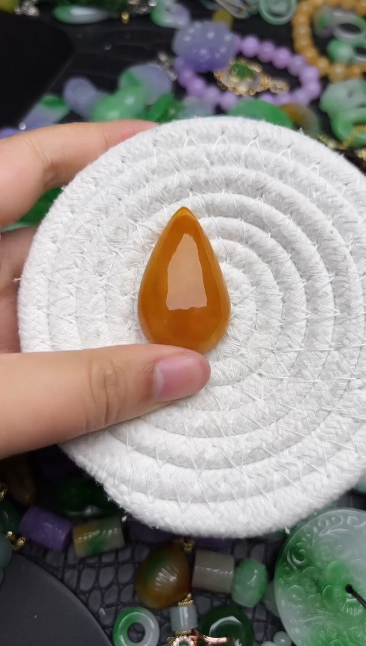 颈饰未镶嵌翡翠缅甸翡翠吊坠